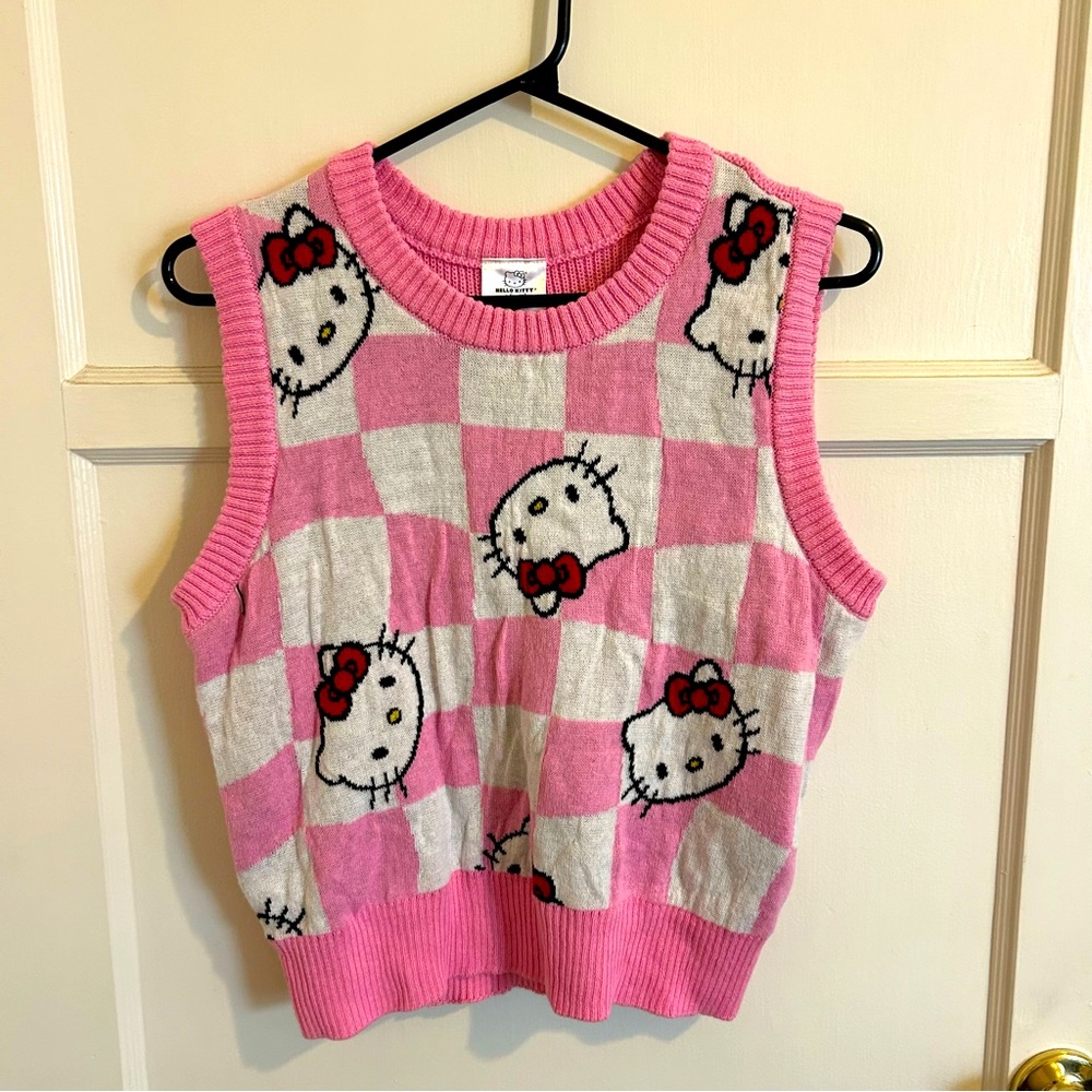Hello Kitty Pink Sweater Vest M